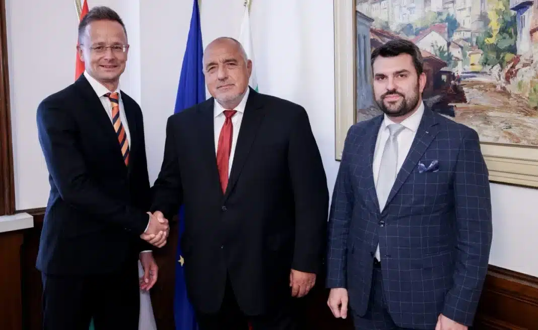 Борисов проведе среща с унгарския външен министър