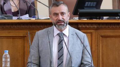 Калин Вельов напуска поста на заместник-министър на културата