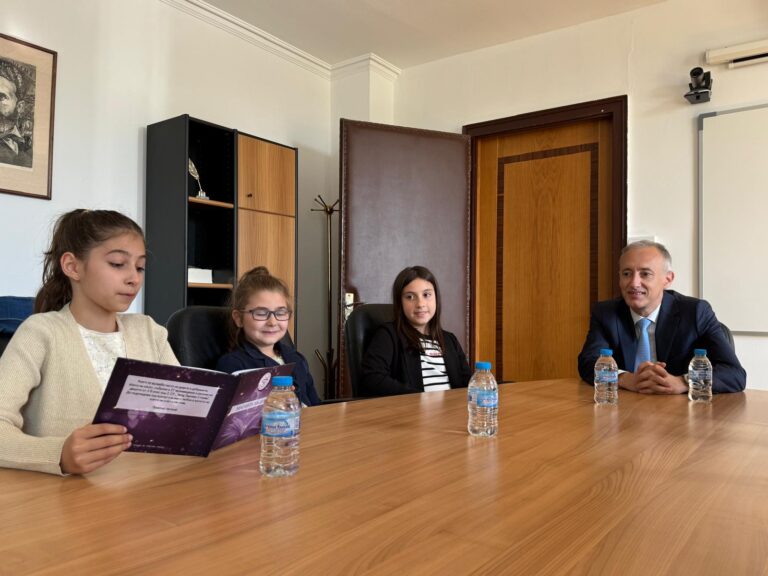 Снимка: МОН