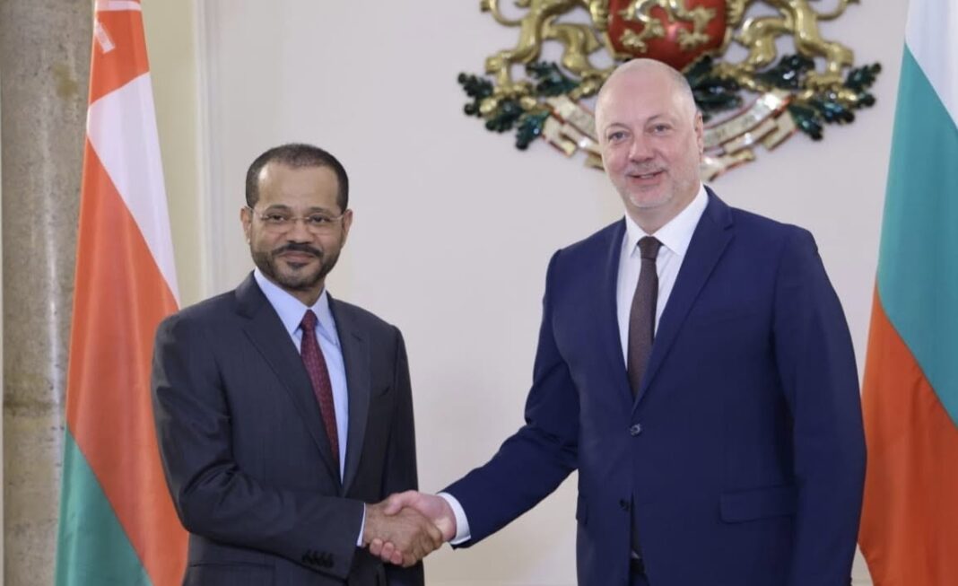 Премиерът благодари на Оман за помощта за моряците ни от Galaxy Leader