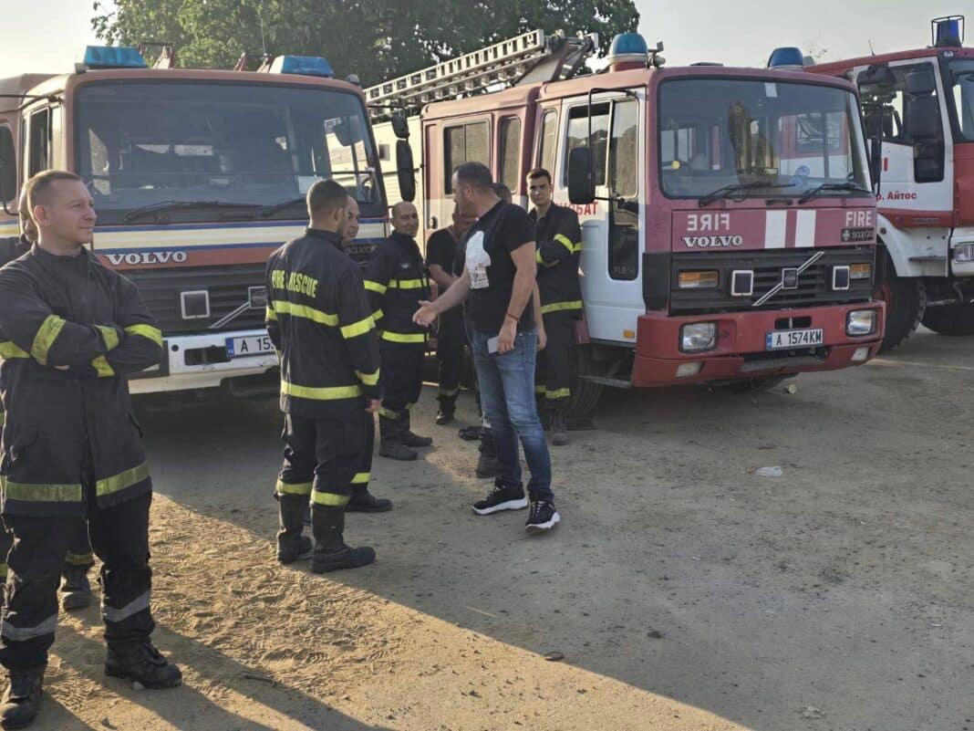 Депутати от ДПС – НОВО НАЧАЛО участват в борбата с пожара в Сунгурларско