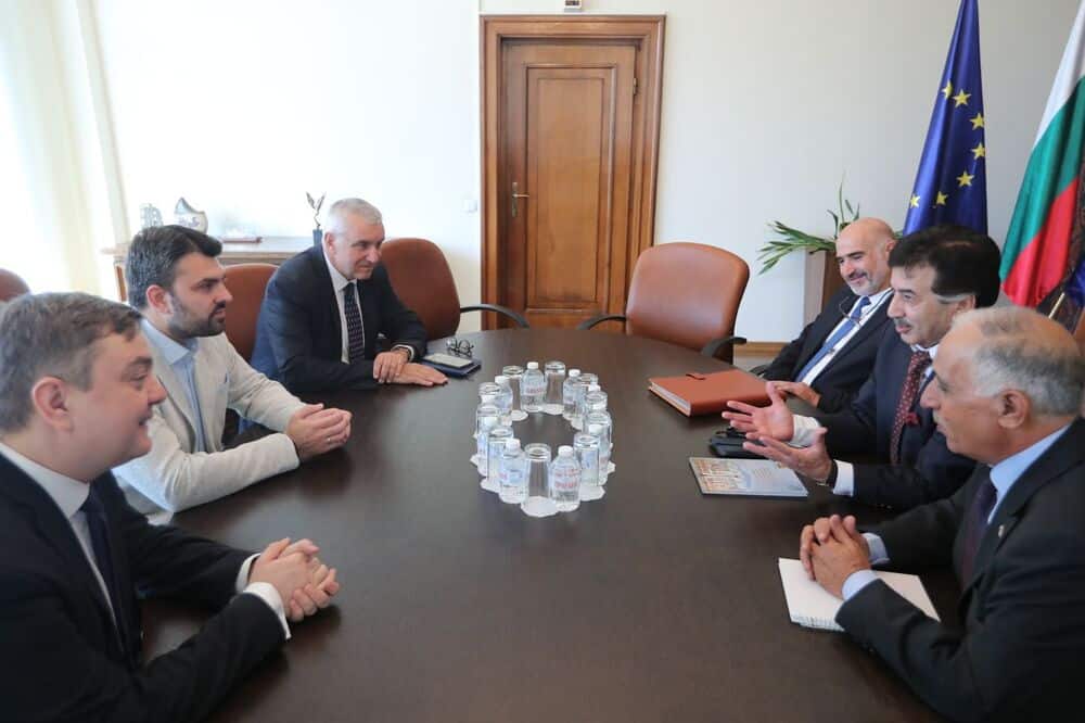 Георг Георгиев се срещна с възпитаници на български университети от Йордания