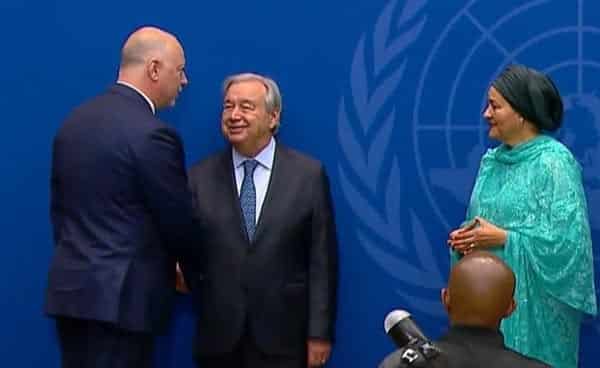 Желязков бе посрещнат от генералния секретар на ООН в Ню Йорк