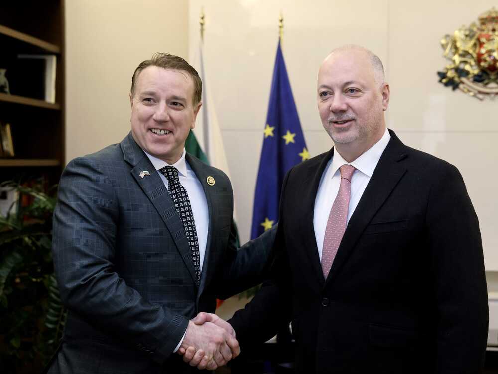 Желязков и конгресмен Фалън обсъдиха стратегическото партньорство между България и САЩ