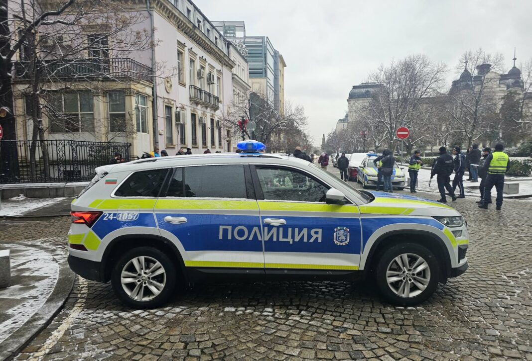 Близки на загинали и ранени под натиск след жестоката катастрофа в София