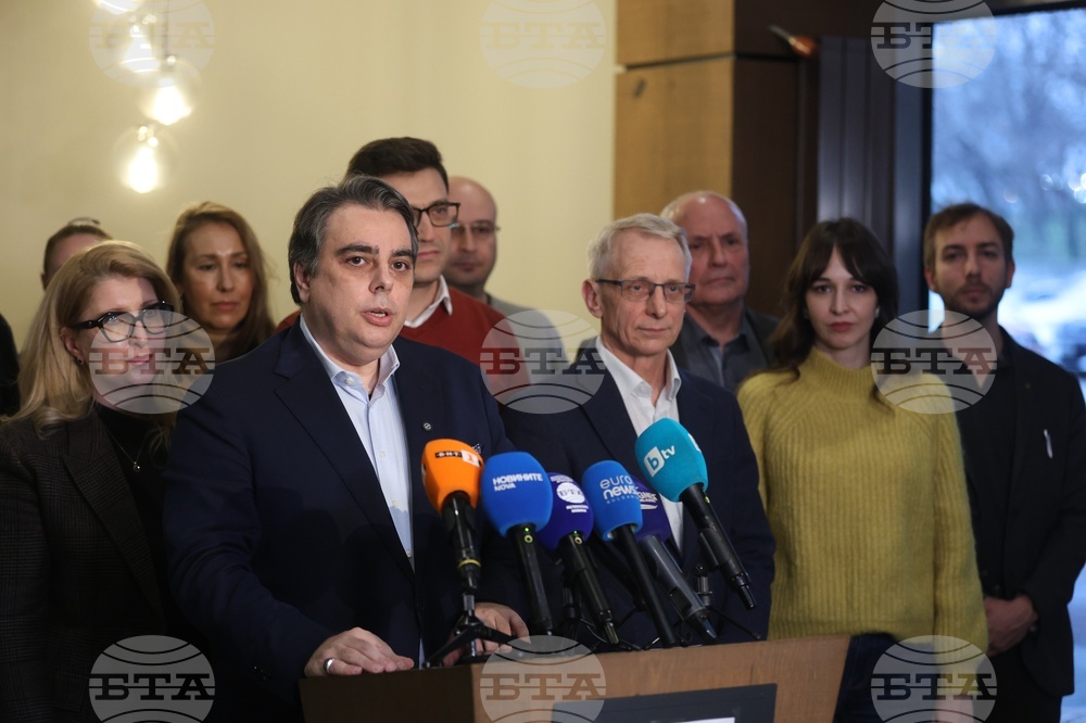 Асен Василев: ПП и ДБ преговарят за общо явяване на изборите