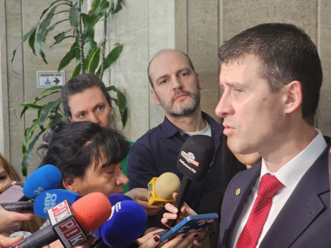 Михайлов: Ще помагаме за спиране на купуването на гласове