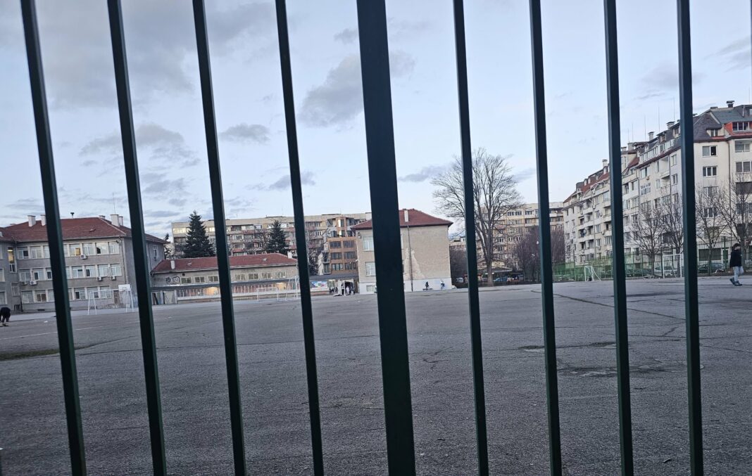 Институциите в Силистренско обединяват усилия за връщане на децата в училище