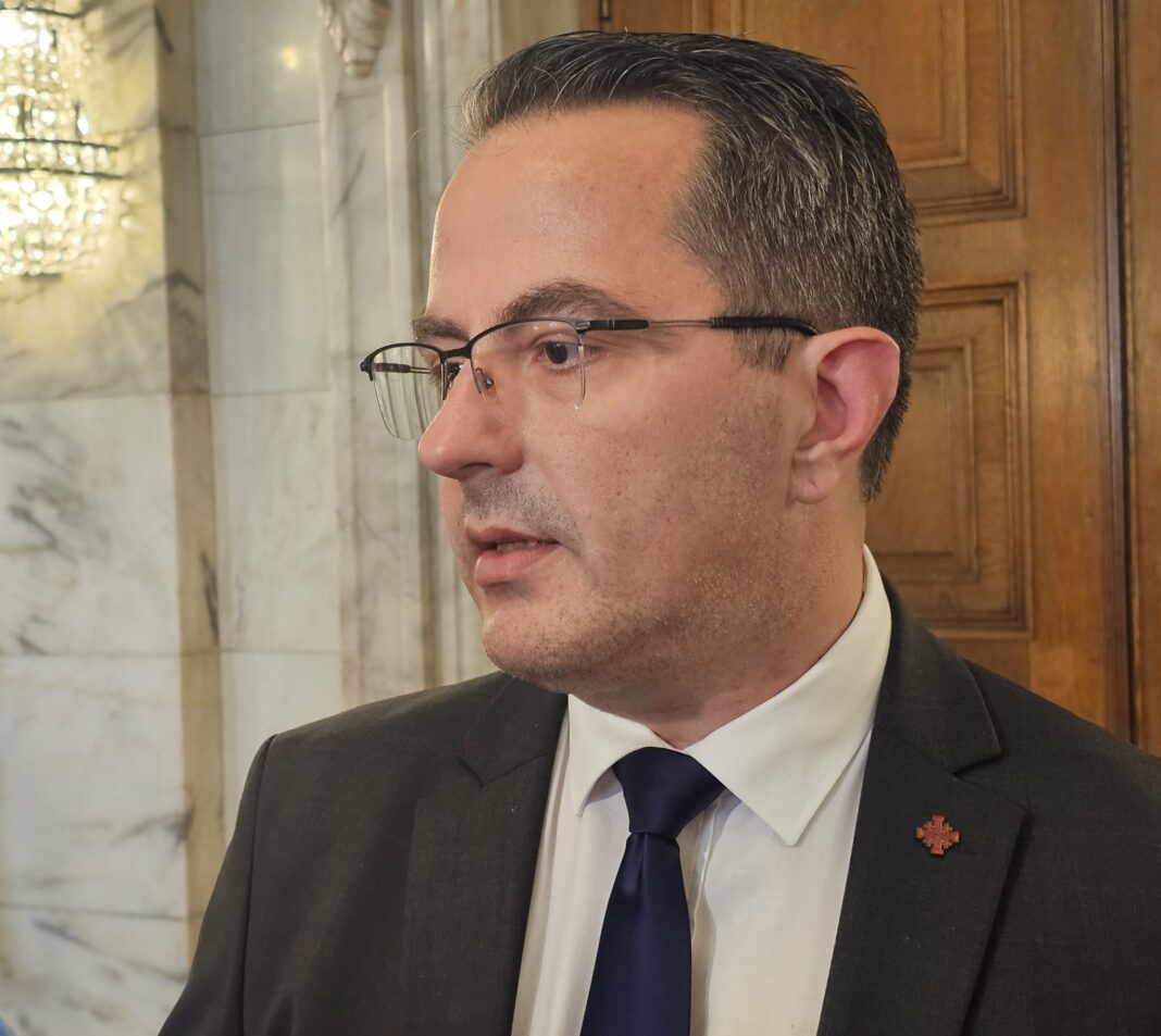 Цончо Ганев: Новият дълг е лош сигнал за посоката на страната