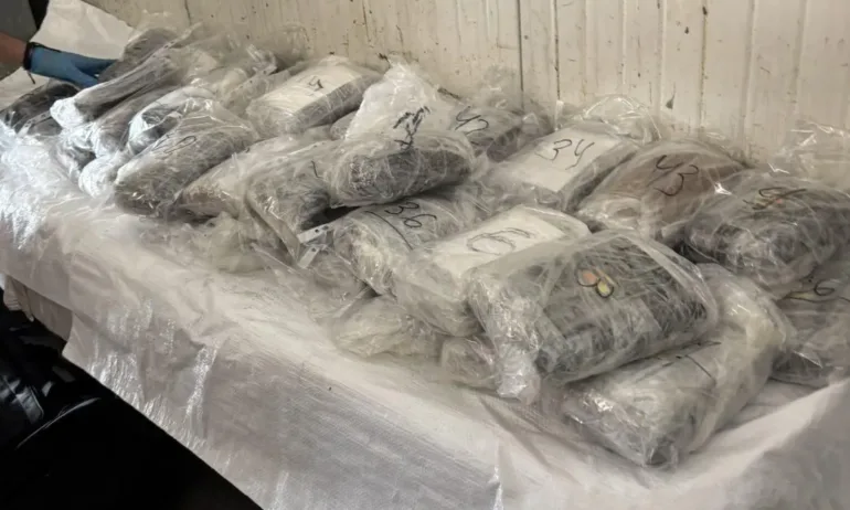 Близо 48 кг кокаин задържаха на „Капитан Андреево“