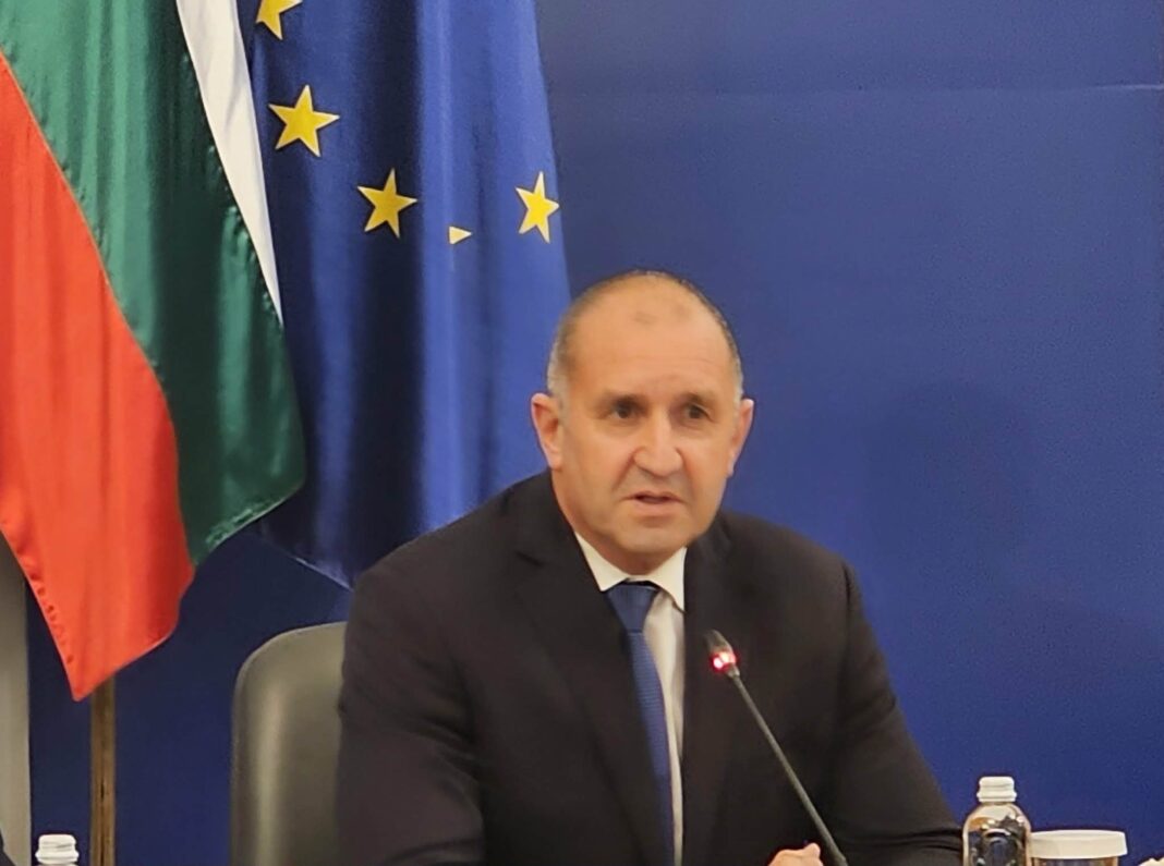 Премиерът Румен Радев заминава на посещения в Париж и Брюксел