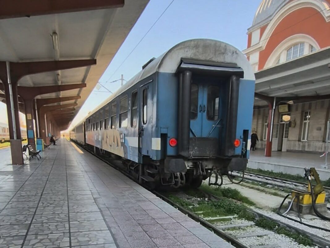 Временни промени в движението на влаковете заради ремонт в жп възела София