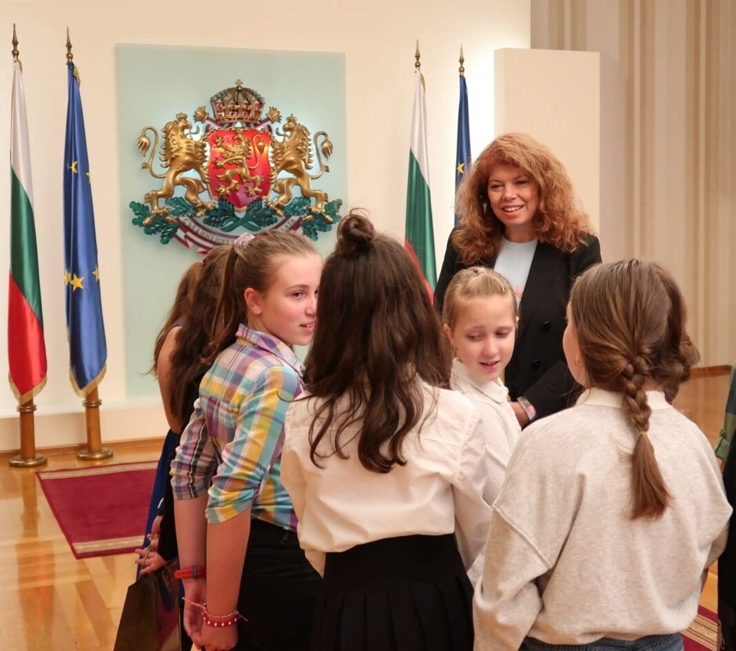 Илияна Йотова към децата: Сбъдвайте смелите си мечти!