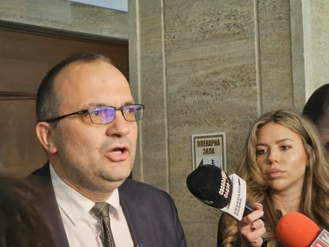 ДБ оттегля предложението за отпадане на забраната за ЛГБТ пропаганда в училище