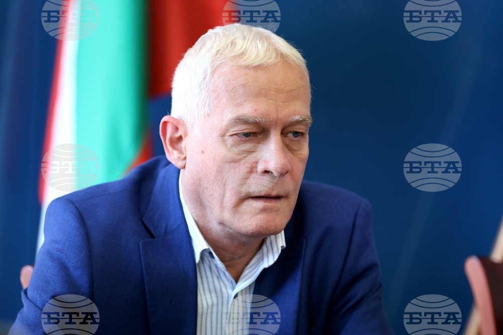 Оставка в правителството