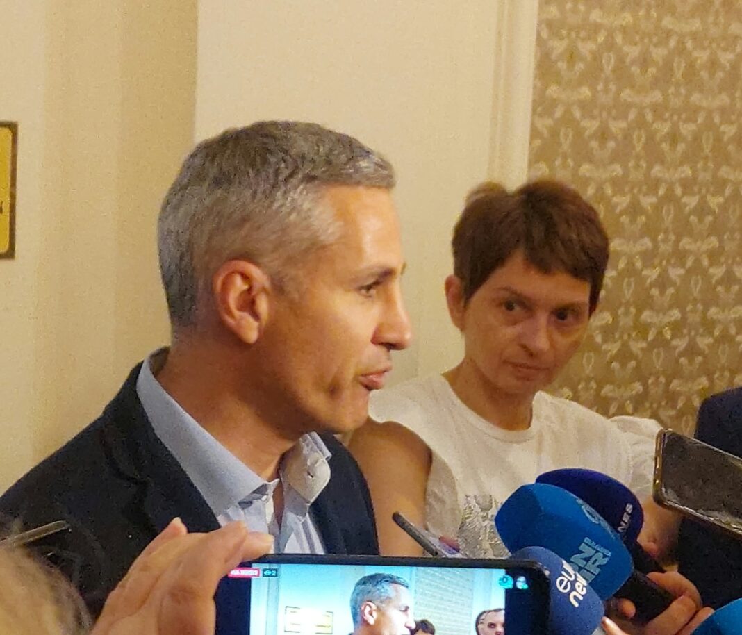 Андрей Гюров с остри критики към кабинета: Мълчанието не е стратегия за сигурност
